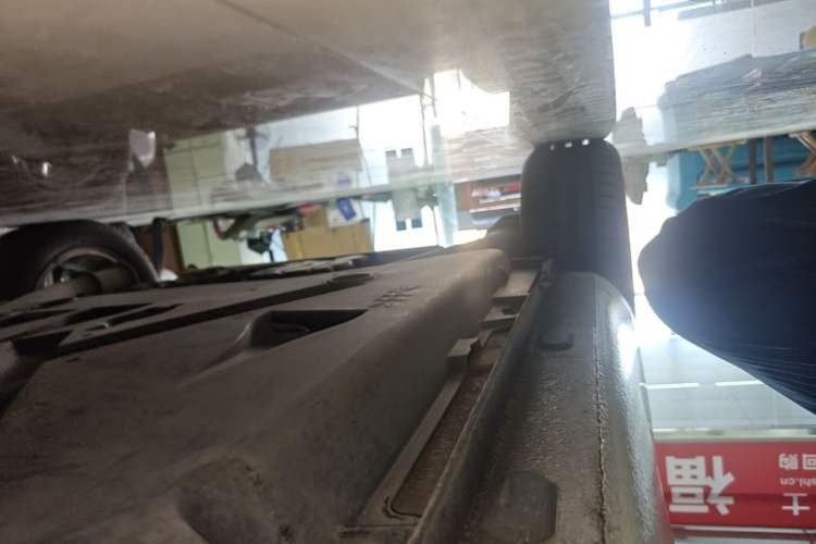 Used smart fortwo 2015 1.0L 52 kW hardtop Dynamic version Right Side Sill
