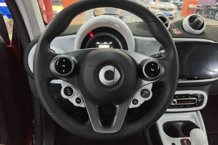Used smart fortwo 2015 1.0L 52 kW Hardtop Passion Edition Steering Wheel