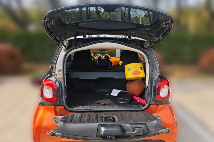 Used smart fortwo 2015 1.0L 52 kW Hardtop Passion Edition Trunk