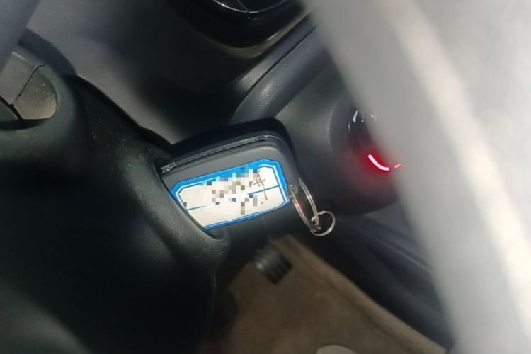 Used smart fortwo 2015 1.0L 52 kW hardtop Dynamic version Vehicle Key