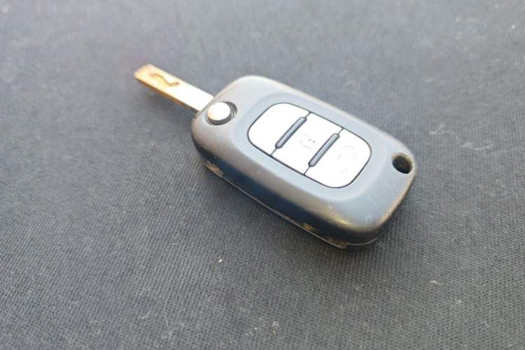 Used smart fortwo 2015 1.0L 52 kW hardtop Dynamic version Vehicle Key