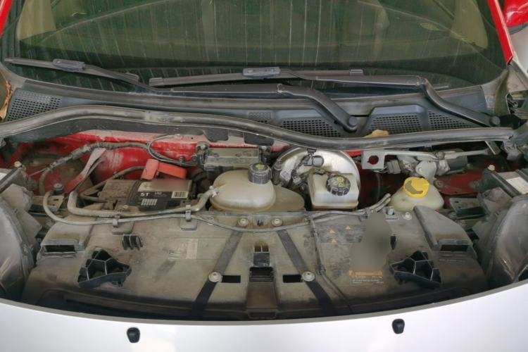 Used smart fortwo 2015 1.0L 52 kW Hardtop Passion Edition Engine Bay
