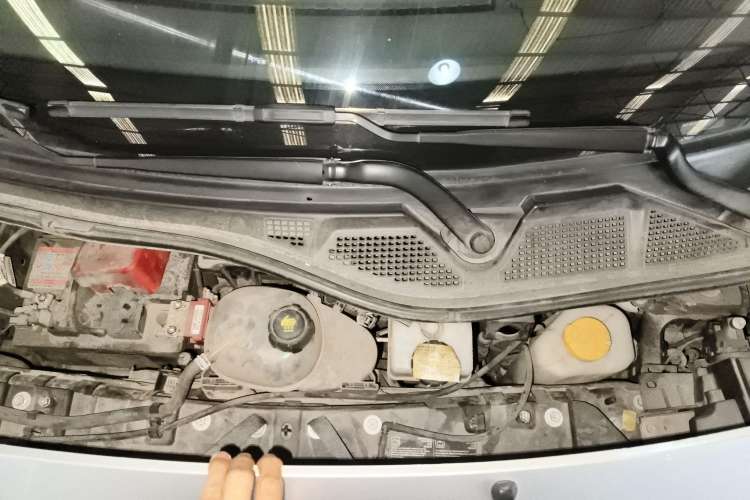 Used smart fortwo 2015 1.0L 52 kW Hardtop Passion Edition Engine Bay