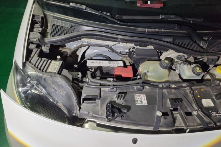 Used smart fortwo 2015 1.0L 52 kW Hardtop Passion Edition Engine Bay Right