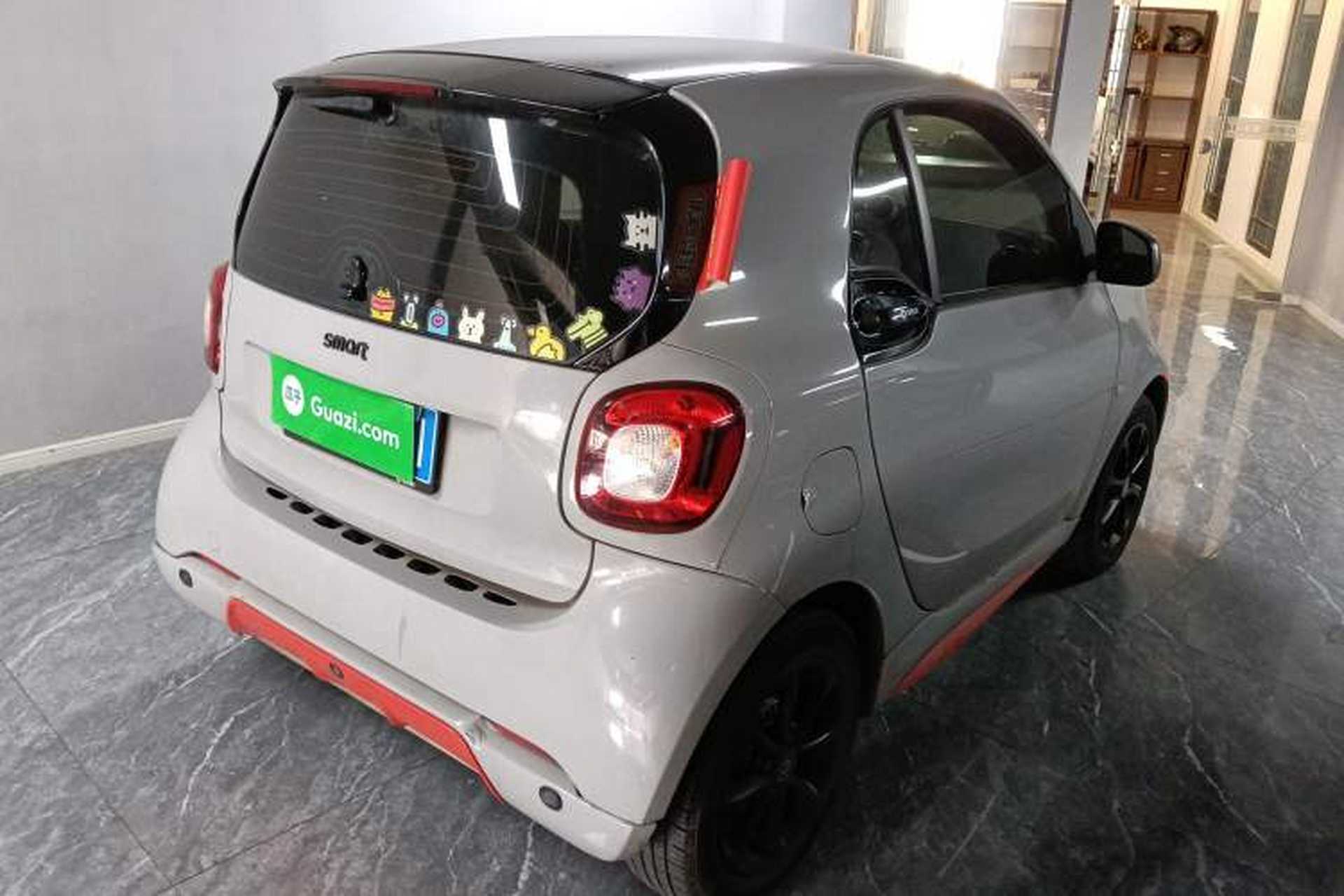 Used smart fortwo 2015 1.0L 52 kW Hardtop Passion Edition Exterior 5