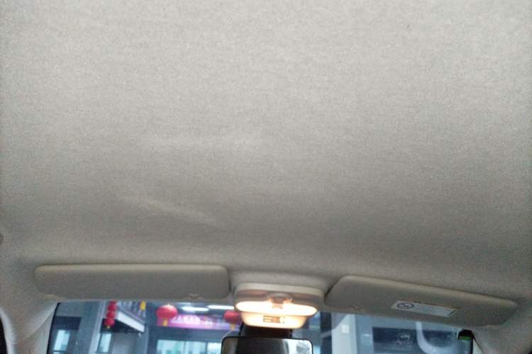 Used smart fortwo 2015 1.0L 52 kW hardtop Dynamic version Headliner