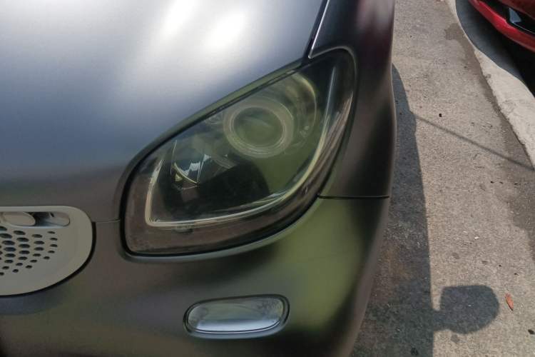 Used smart fortwo 2015 1.0L 52 kW Hardtop Passion Edition Left Front Headlight