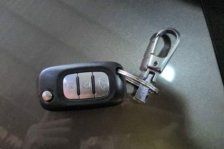 Used smart fortwo 2015 1.0L 52 kW Hardtop Passion Edition Vehicle Key