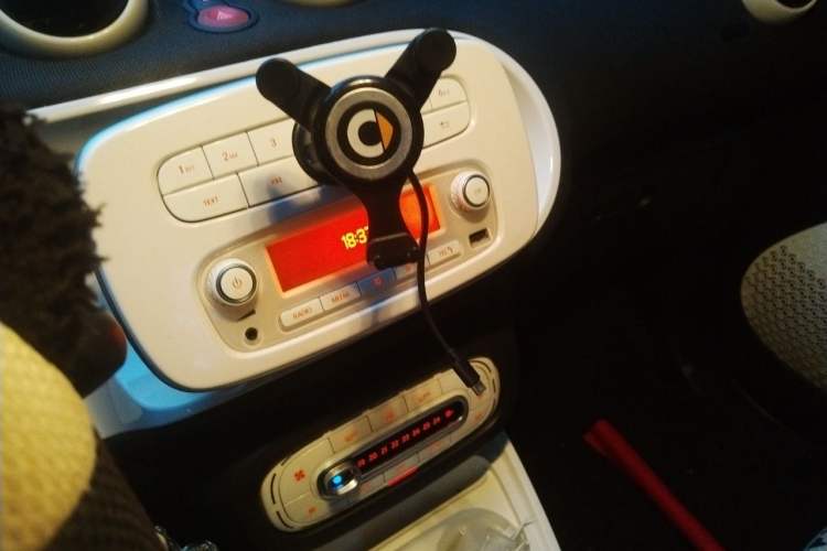 Used smart fortwo 2015 1.0L 52 kW Hardtop Passion Edition Audio And AC Panel