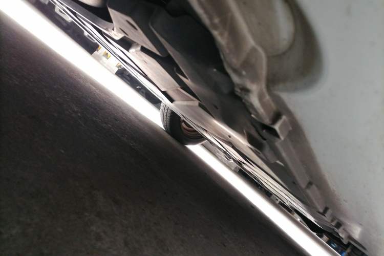 Used smart fortwo 2015 1.0 MHD Comfort Travel Edition Chassis Rear Right