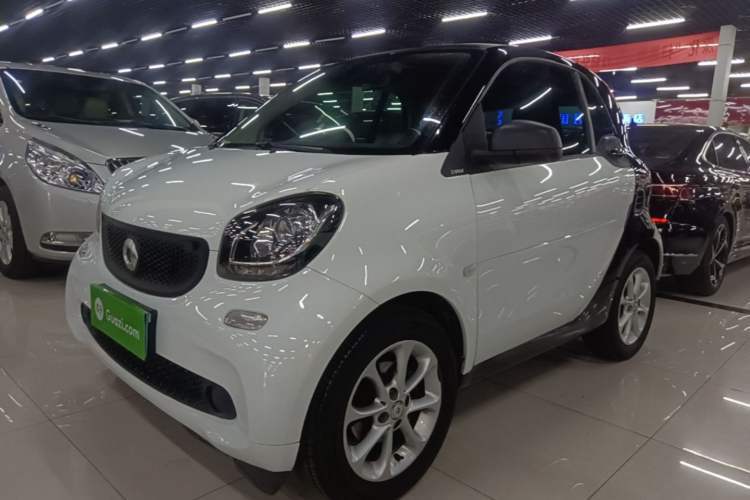 Used smart fortwo 2015 1.0L 52 kW hardtop Dynamic version Guazi used car, China used car export, Used car for sale, Used  cars, Cheapest cars for sale