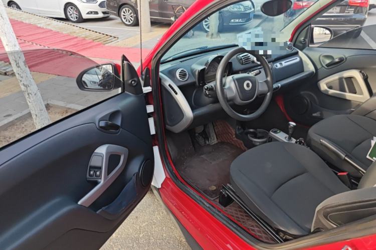Used smart fortwo 2015 1.0 MHD Comfort Travel Edition Driver Seat