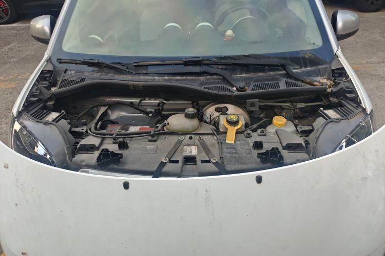 Used smart fortwo 2015 1.0L 52 kW Hardtop Passion Edition Engine Bay
