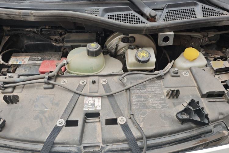 Used smart fortwo 2015 1.0L 52 kW Hardtop Passion Edition Engine Bay