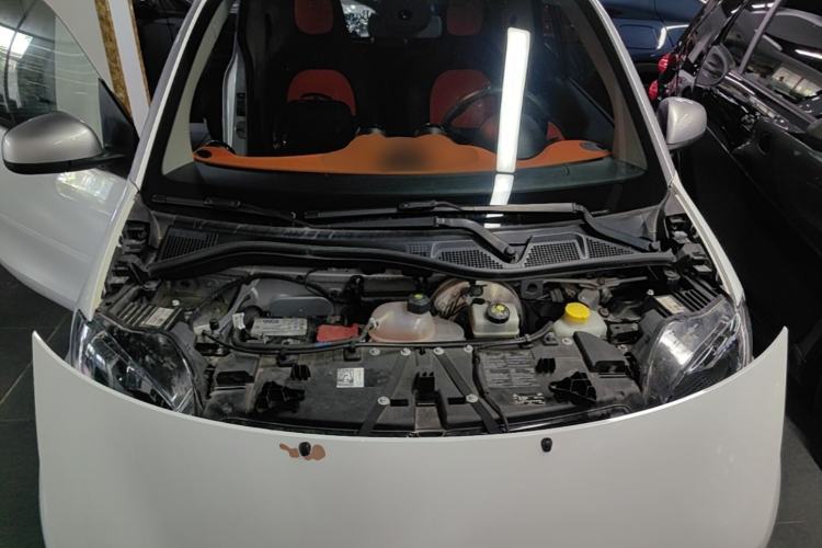 Used smart fortwo 2015 1.0L 52 kW Hardtop Passion Edition Engine Bay