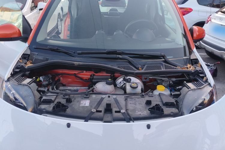 Used smart fortwo 2015 1.0L 52 kW Hardtop Passion Edition Engine Bay