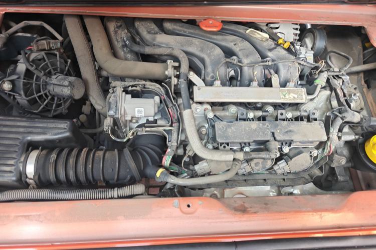 Used smart fortwo 2015 1.0L 52 kW Hardtop Passion Edition Engine Bay