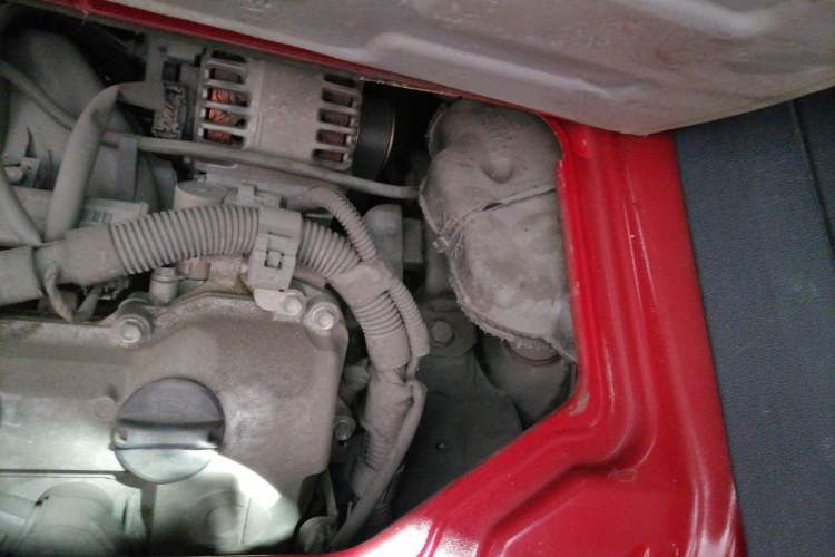 Used smart fortwo 2015 1.0 MHD Comfort Travel Edition Engine Bay Left