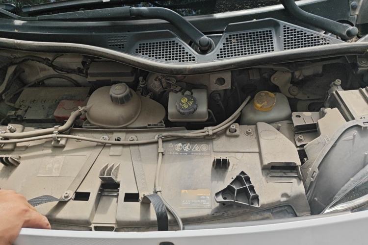 Used smart fortwo 2015 1.0L 52 kW Hardtop Passion Edition Engine Bay