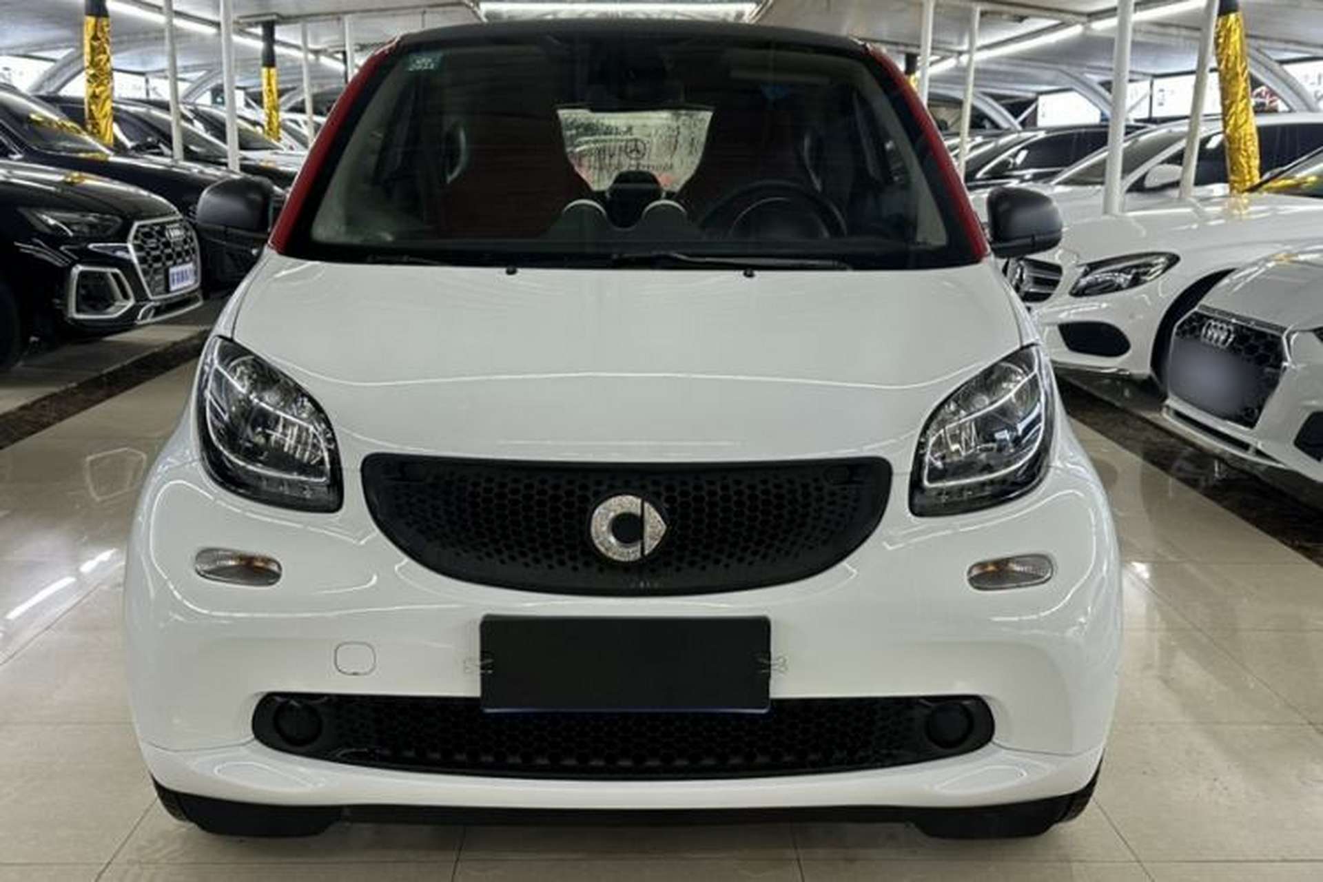 Used smart fortwo 2015 1.0L 52 kW hardtop Dynamic version Exterior 1