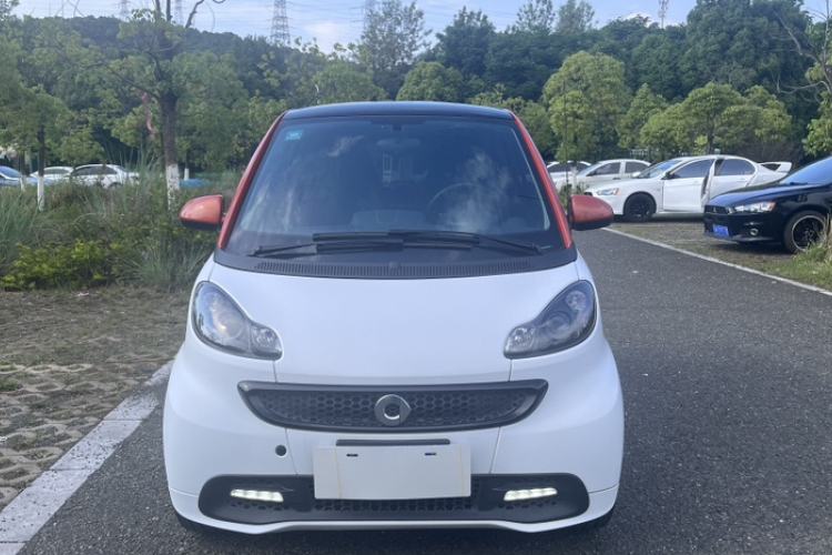 Used smart fortwo 2015 1.0 MHD Spark Special Edition Exterior 1
