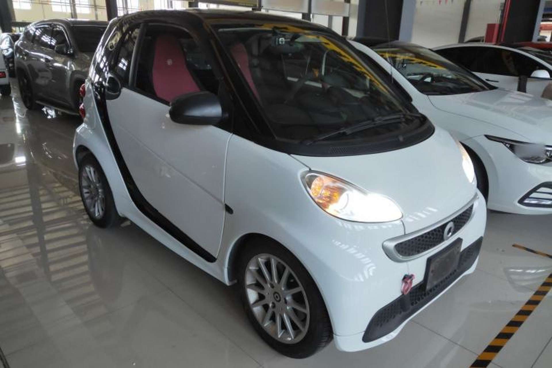 Used smart fortwo 2015 1.0 MHD Comfort Travel Edition Exterior 1