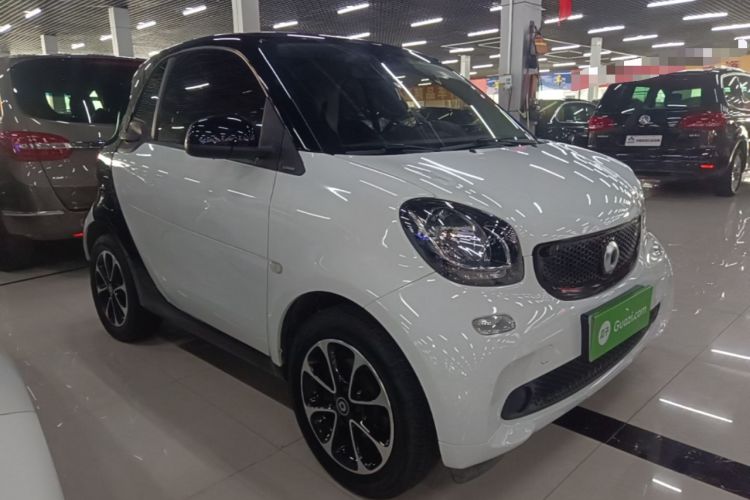 Used smart fortwo 2015 1.0L 52 kW Hardtop Passion Edition Exterior 1