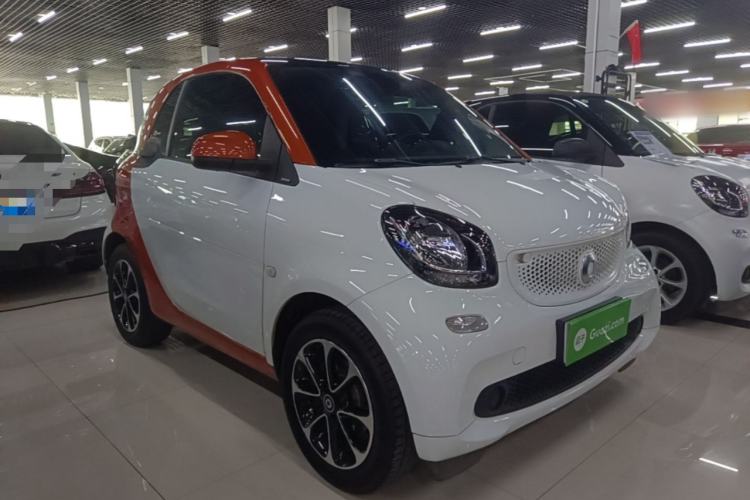 Used smart fortwo 2015 1.0L 52 kW Hardtop Passion Edition Exterior 1