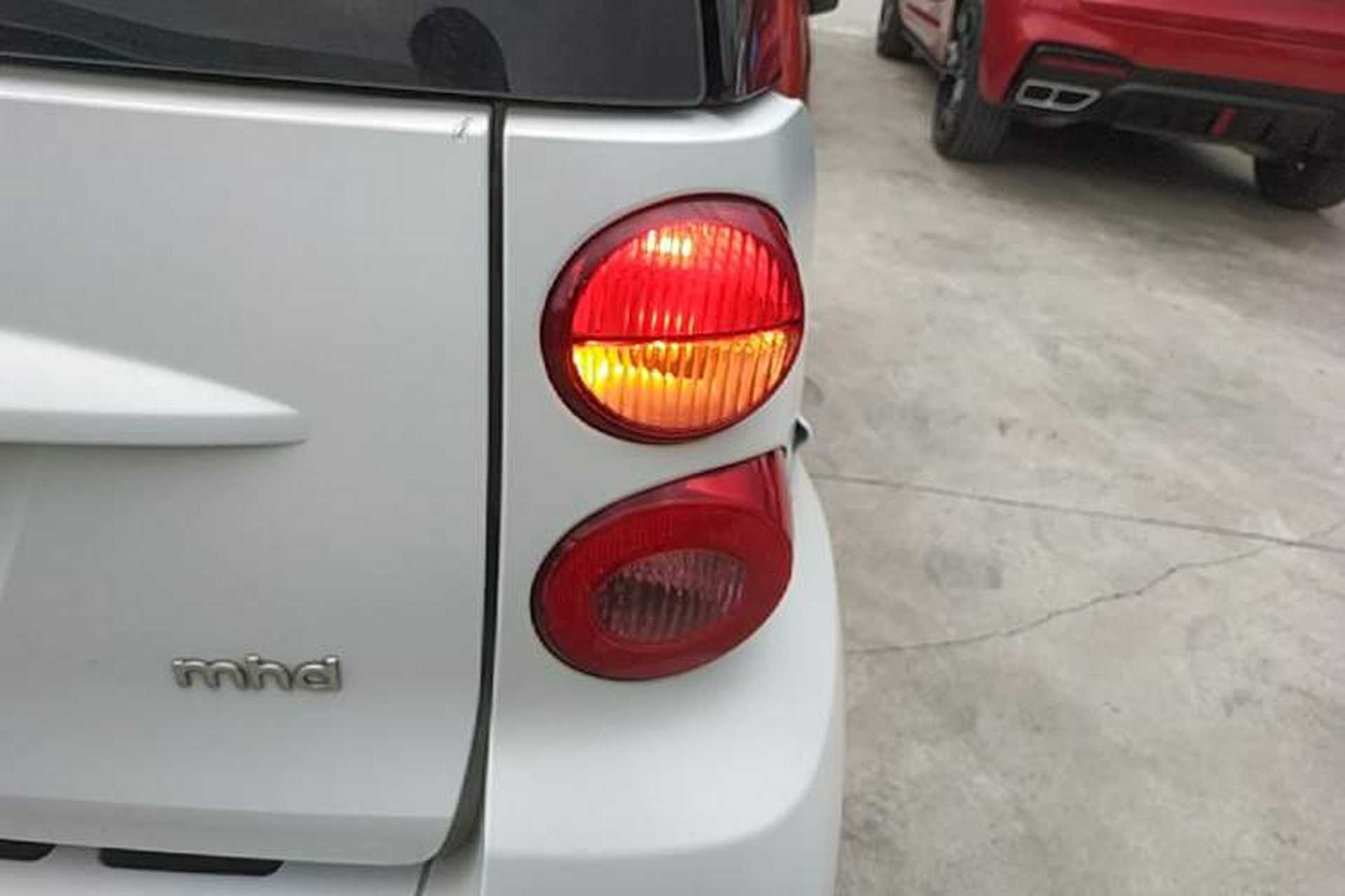 Used smart fortwo 2015 1.0 MHD Spark Special Edition Exterior 2