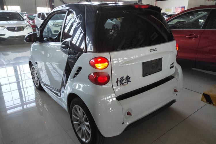 Used smart fortwo 2015 1.0 MHD Comfort Travel Edition Exterior 2