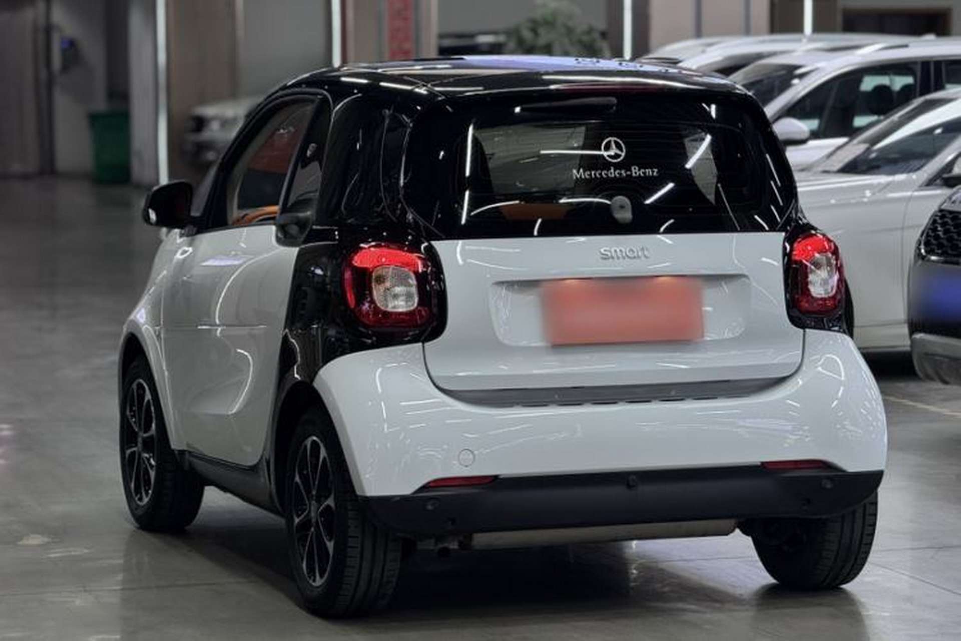 Used smart fortwo 2015 1.0L 52 kW Hardtop Passion Edition Exterior 6