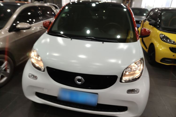 Used smart fortwo 2015 1.0L 52 kW Hardtop Passion Edition Front