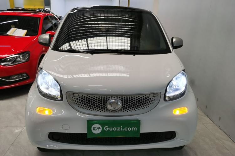 Used smart fortwo 2015 1.0L 52 kW Hardtop Passion Edition Front