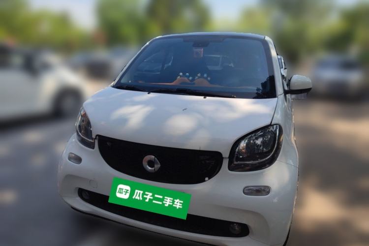 Used smart fortwo 2015 1.0L 52 kW Hardtop Passion Edition Front