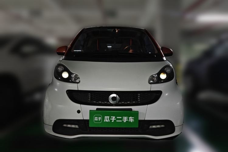 Used smart fortwo 2015 1.0 MHD Spark Special Edition Front