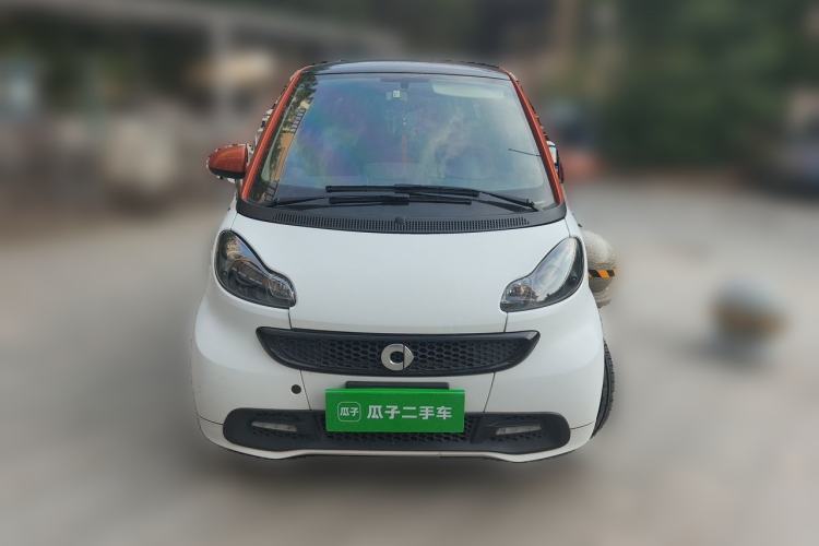 Used smart fortwo 2015 1.0 MHD Spark Special Edition Front