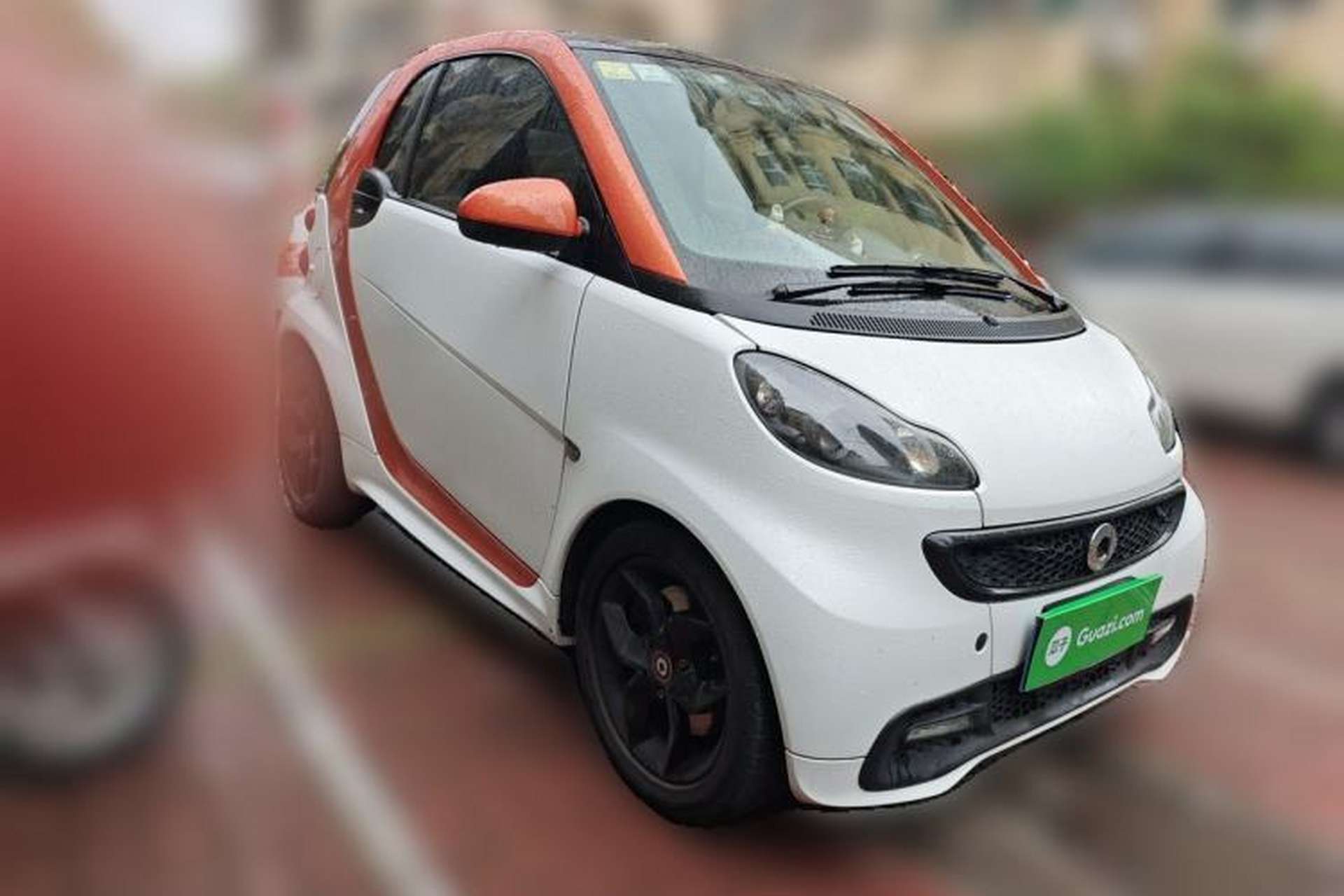 Used smart fortwo 2015 1.0 MHD Spark Special Edition Front Right 45 Deg
