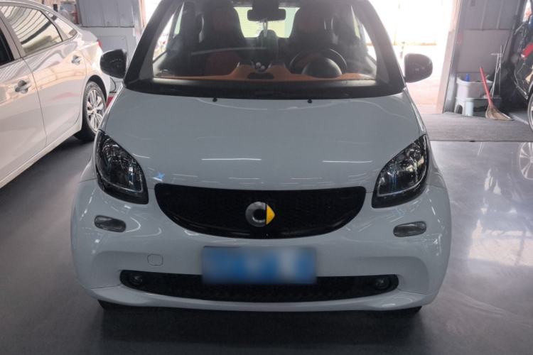 Used smart fortwo 2015 1.0L 52 kW Hardtop Passion Edition Front