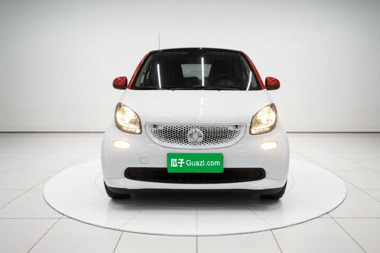 Used smart fortwo 2015 1.0L 52 kW Hardtop Passion Edition Front