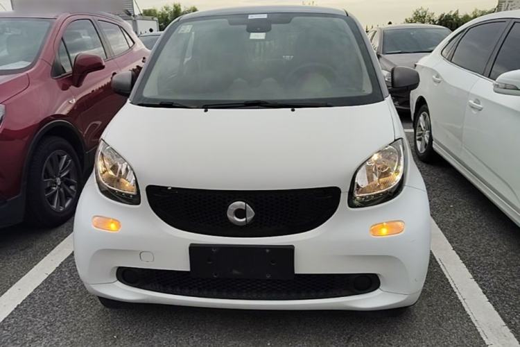 Used smart fortwo 2015 1.0L 52 kW Hardtop Passion Edition Front