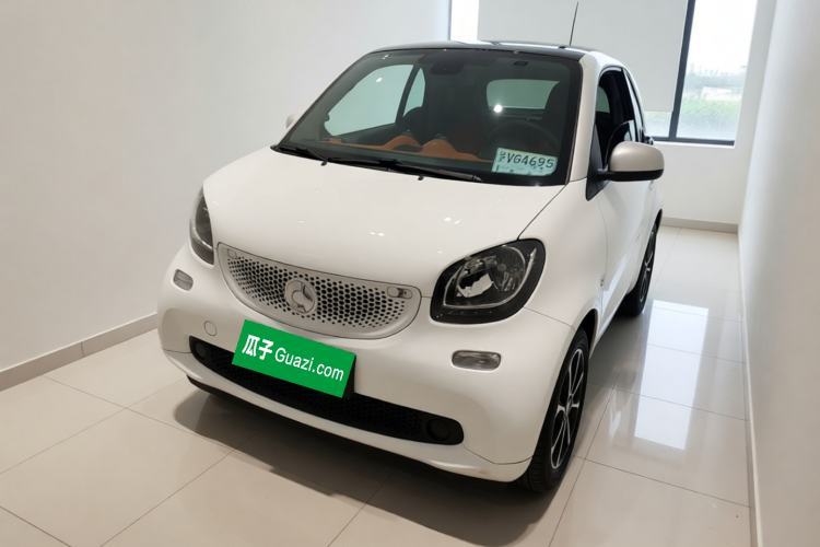 Used smart fortwo 2015 1.0L 52 kW Hardtop Passion Edition Guazi used car, China used car export, Used car for sale, Used cars, Cheapest cars for sale