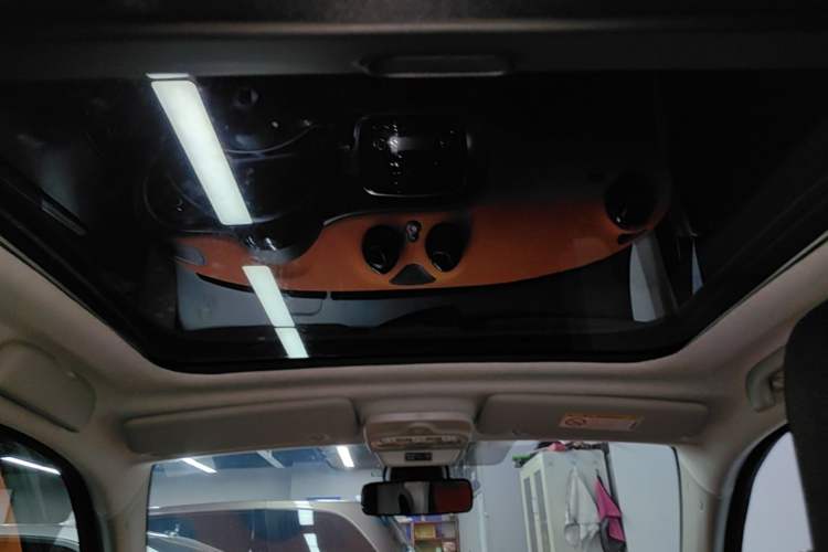 Used smart fortwo 2015 1.0L 52 kW Hardtop Passion Edition Headliner
