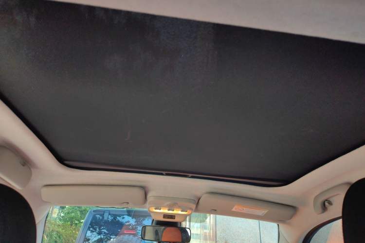 Used smart fortwo 2015 1.0L 52 kW Hardtop Passion Edition Headliner