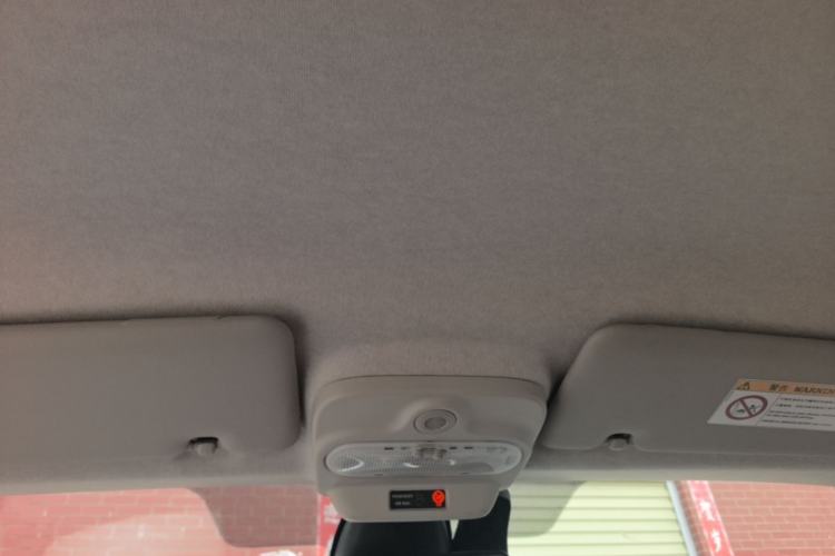 Used smart fortwo 2015 1.0L 52 kW hardtop Dynamic version Headliner