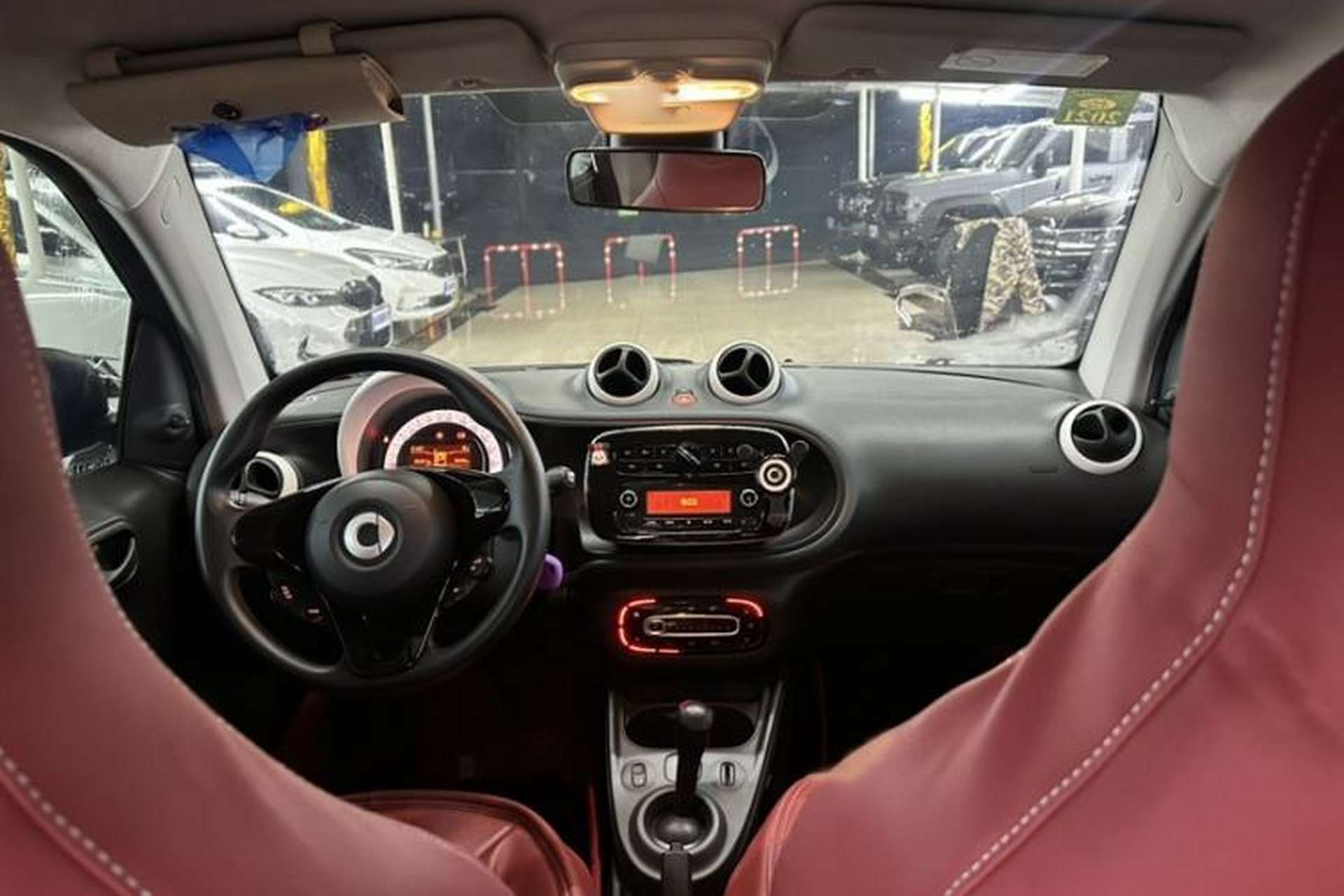 Used smart fortwo 2015 1.0L 52 kW hardtop Dynamic version Interior 5
