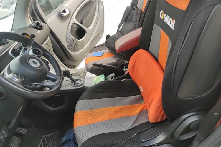 Used smart fortwo 2015 1.0L 52 kW Hardtop Passion Edition Left Front Seat