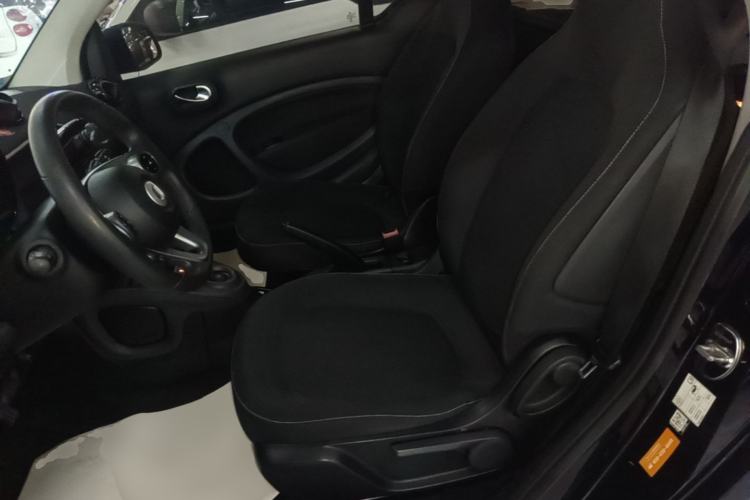 Used smart fortwo 2015 1.0L 52 kW Hardtop Passion Edition Left Front Seat