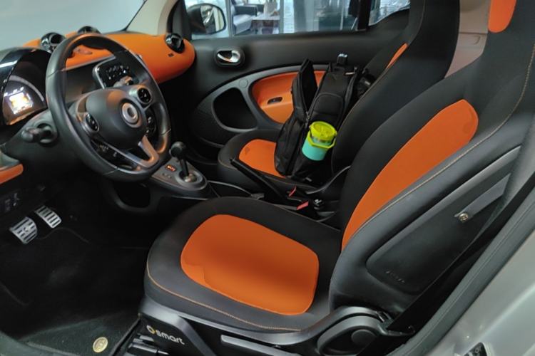Used smart fortwo 2015 1.0L 52 kW Hardtop Passion Edition Left Rear Seat