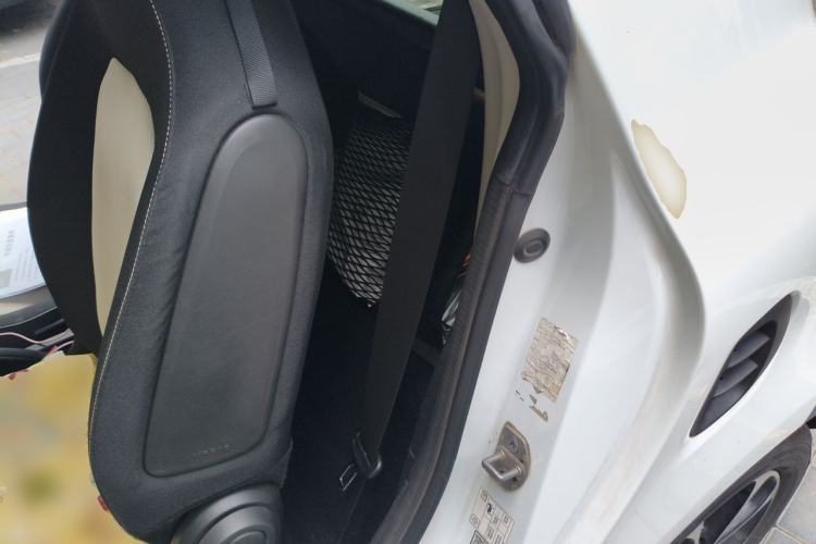Used smart fortwo 2015 1.0L 52 kW Hardtop Passion Edition Left Rear Seat