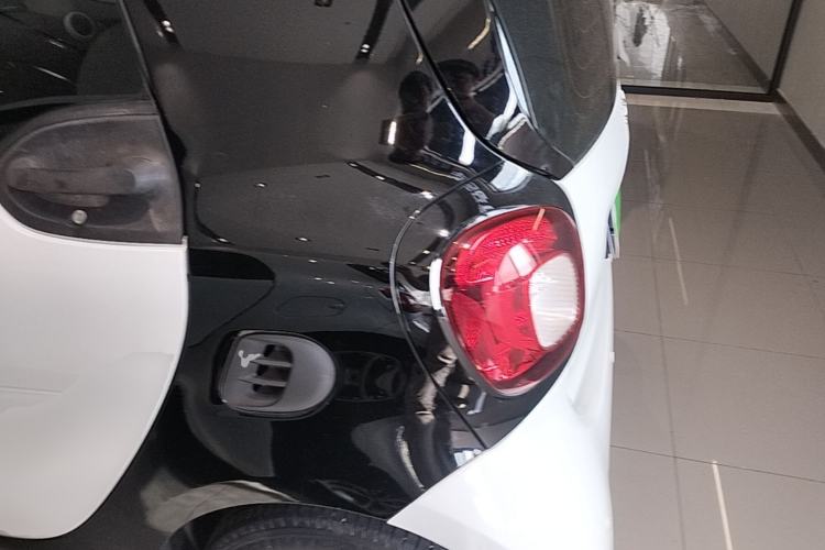 Used smart fortwo 2015 1.0L 52 kW hardtop Dynamic version Left Rear Seat